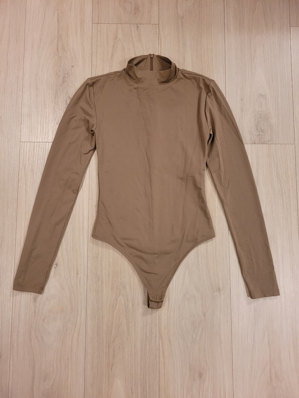 BABATON | Aritzia Contour Mockneck Longsleeve Bodysuit | Sz. S